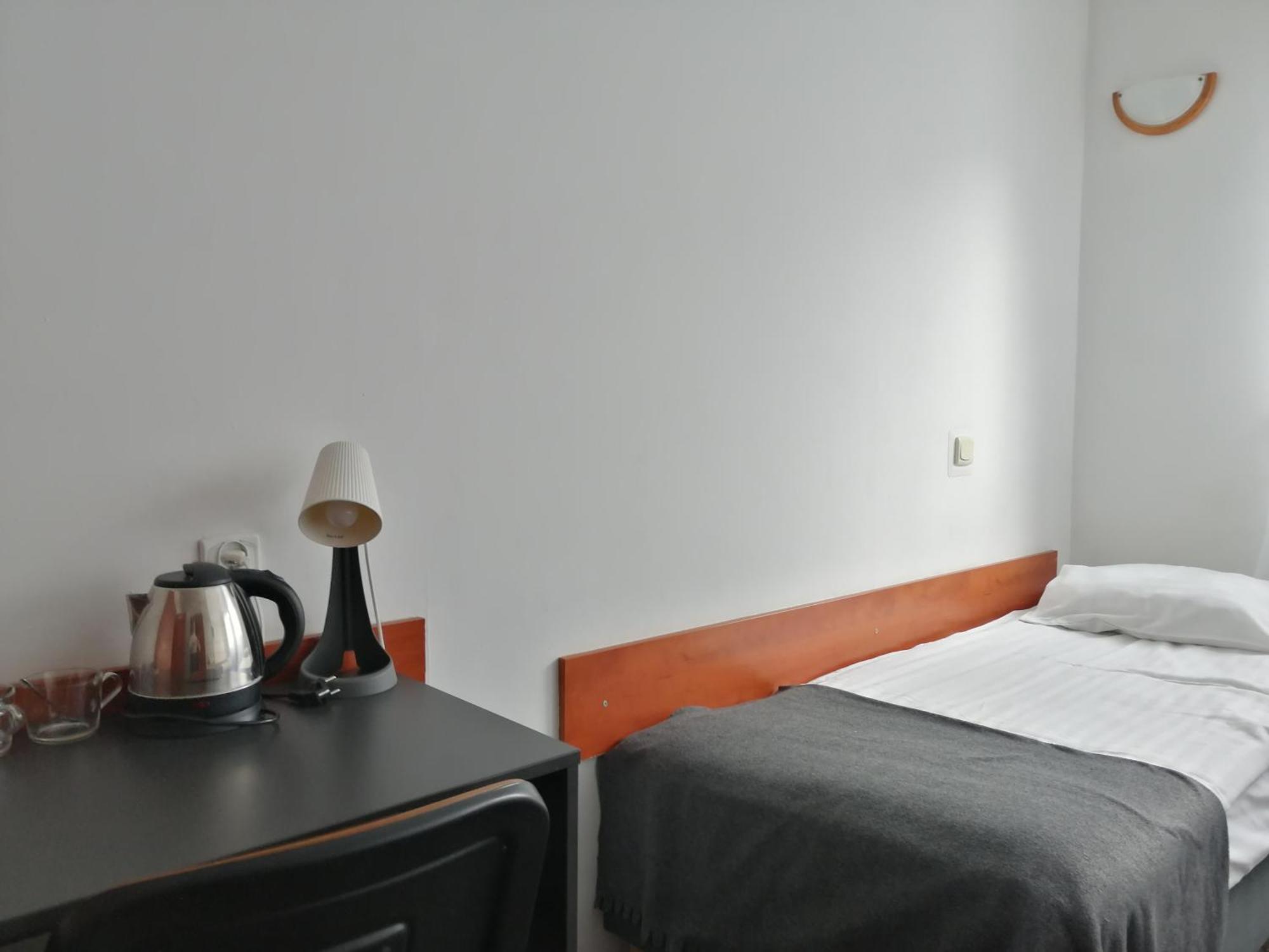 Hotel Dabrowiak Dąbrowa Górnicza エクステリア 写真